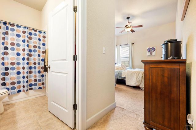 101 Canyon Lake LN, Georgetown, TX 78628