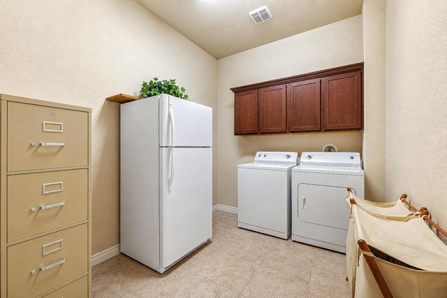 101 Canyon Lake LN, Georgetown, TX 78628