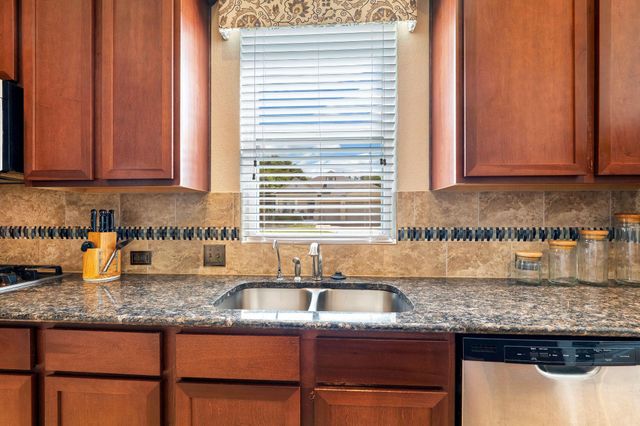 101 Canyon Lake LN, Georgetown, TX 78628