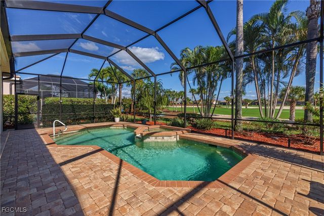 9115 LINKS DR, Fort Myers, FL 33913