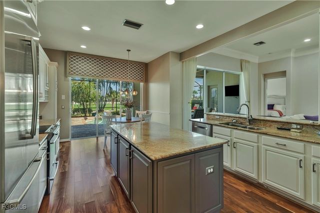 9115 LINKS DR, Fort Myers, FL 33913