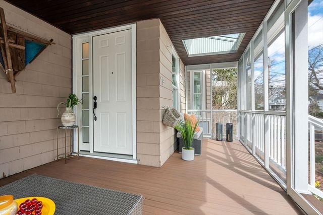 19 Forest St, Newton, MA 02461