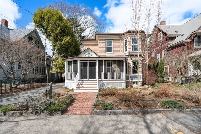 19 Forest St, Newton, MA 02461