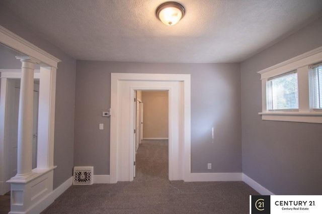 1464 Emmet Street, Omaha, NE 68110