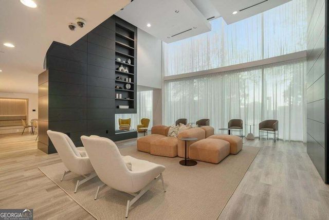 3324 Peachtree Road NE 1915, Atlanta, GA 30326
