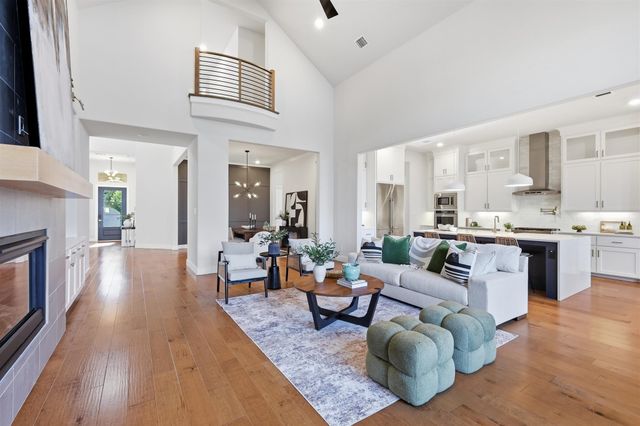8915 Frostweed Road, Frisco, TX 75035