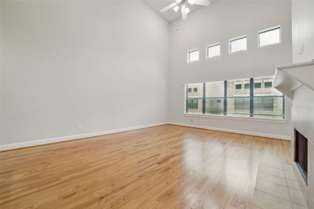 650 Westcross Street 44, Houston, TX 77018