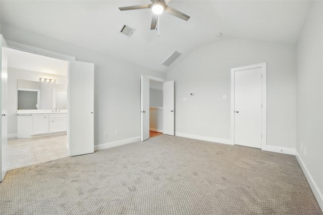650 Westcross Street 44, Houston, TX 77018