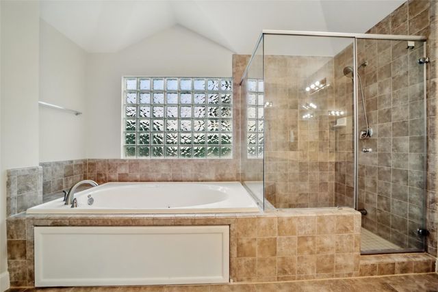 650 Westcross Street 44, Houston, TX 77018