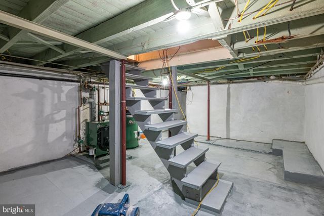 71 W WESNER RD, Blandon, PA 19510
