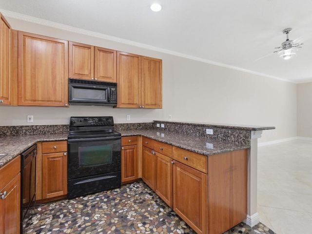 2502 N Dixie Highway 15, Lake Worth Beach, FL 33460