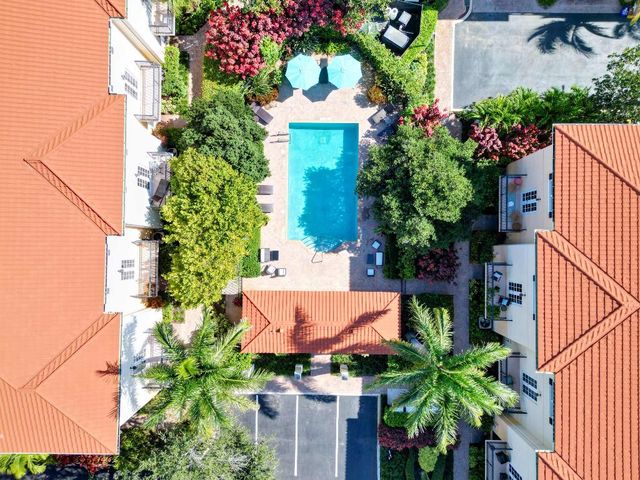 2502 N Dixie Highway 15, Lake Worth Beach, FL 33460