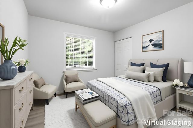 2121 Longleaf Drive, Charlotte, NC 28210