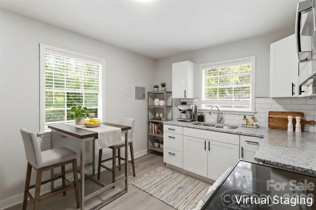 2121 Longleaf Drive, Charlotte, NC 28210