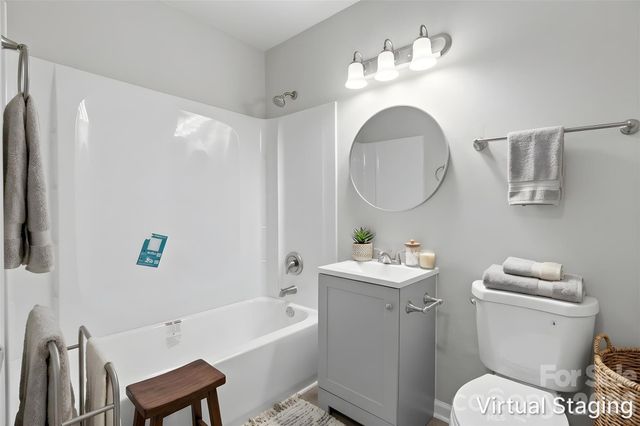 2121 Longleaf Drive, Charlotte, NC 28210