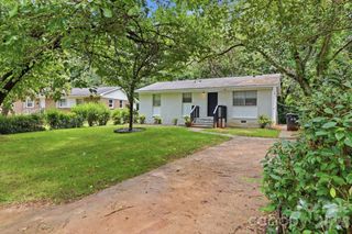 2121 Longleaf Drive, Charlotte, NC 28210