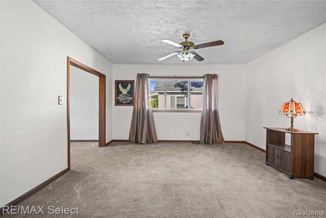 406 E Vienna Street, Clio, MI 48420