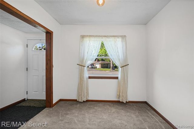 406 E Vienna Street, Clio, MI 48420