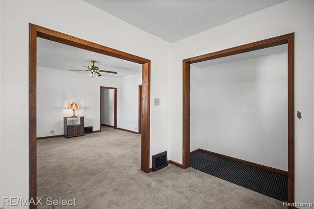 406 E Vienna Street, Clio, MI 48420