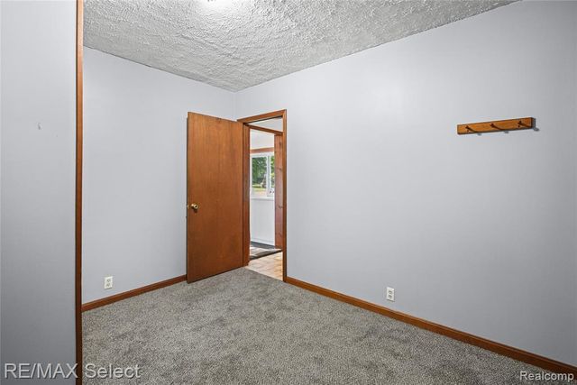 406 E Vienna Street, Clio, MI 48420