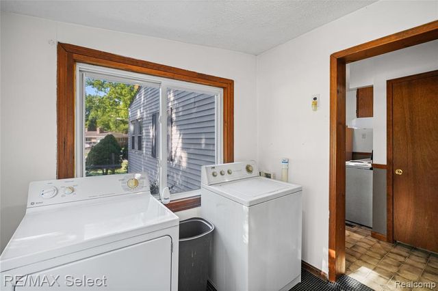 406 E Vienna Street, Clio, MI 48420