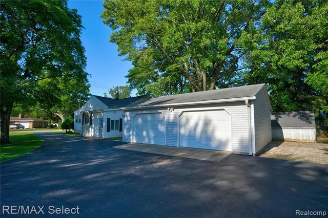 406 E Vienna Street, Clio, MI 48420
