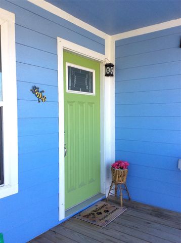 915 Sandollar, Crystal Beach, TX 77650