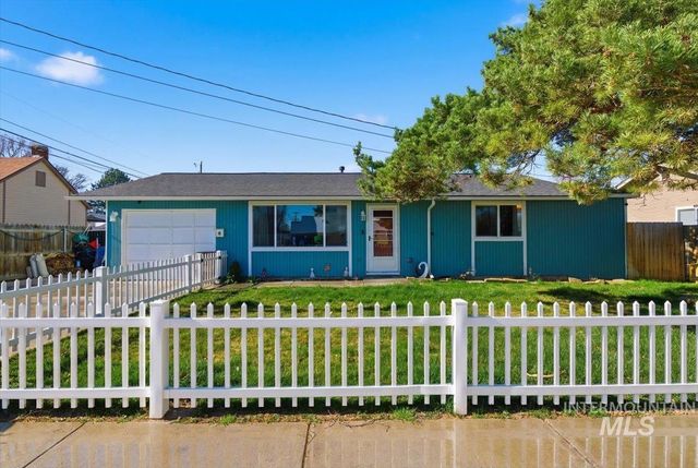 2211 3rd St S, Nampa, ID 83651