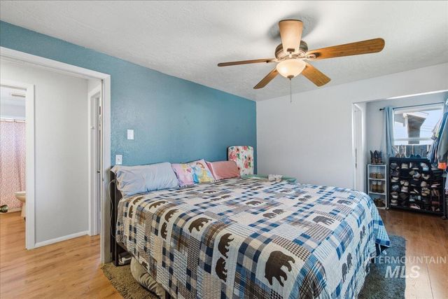 2211 3rd St S, Nampa, ID 83651