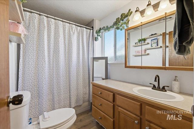 2211 3rd St S, Nampa, ID 83651