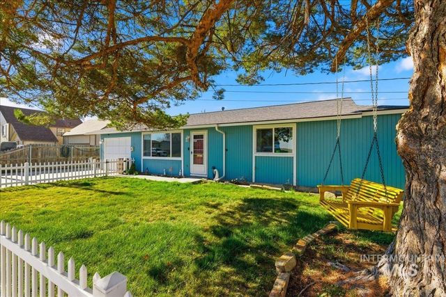 2211 3rd St S, Nampa, ID 83651