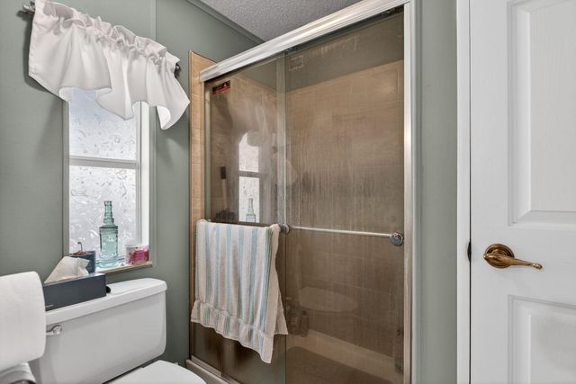 6482 NW 37th Avenue, Coconut Creek, FL 33073