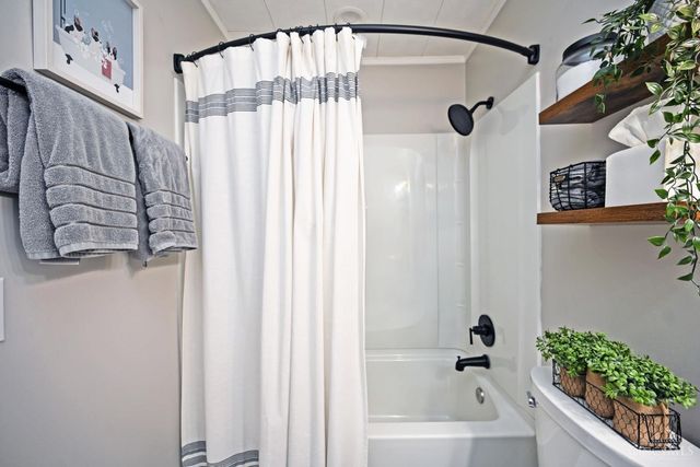 3228 Deborah Lane, Green Twp, OH 45239