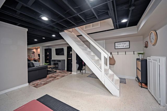 3228 Deborah Lane, Green Twp, OH 45239