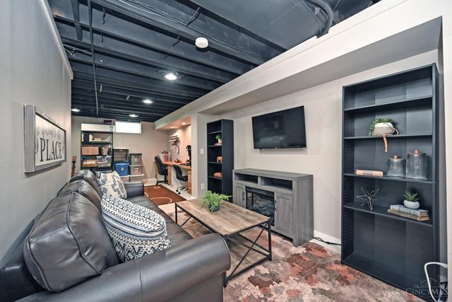 3228 Deborah Lane, Green Twp, OH 45239