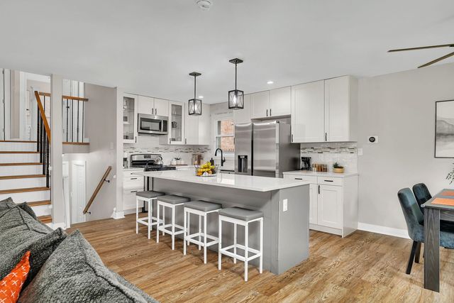 2533 Hickory Road, Homewood, IL 60430