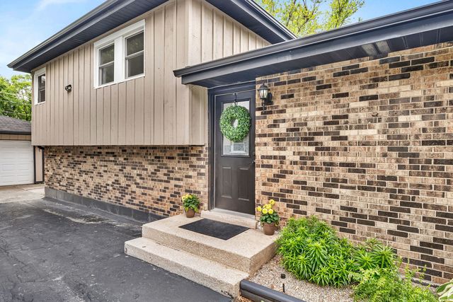 2533 Hickory Road, Homewood, IL 60430