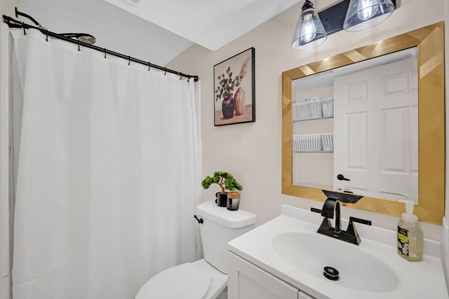 2533 Hickory Road, Homewood, IL 60430