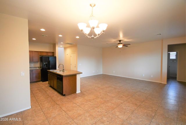 3886 S Star Canyon Drive, Gilbert, AZ 85297