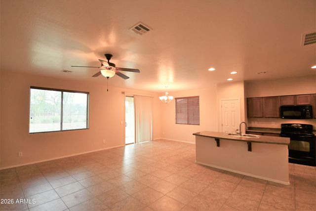 3886 S Star Canyon Drive, Gilbert, AZ 85297