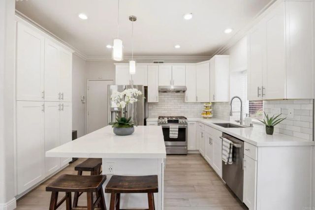 248 Amatista Way, Oceanside, CA 92056