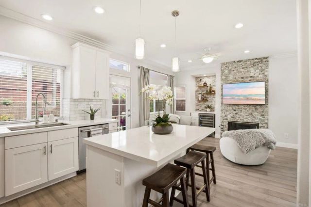 248 Amatista Way, Oceanside, CA 92056
