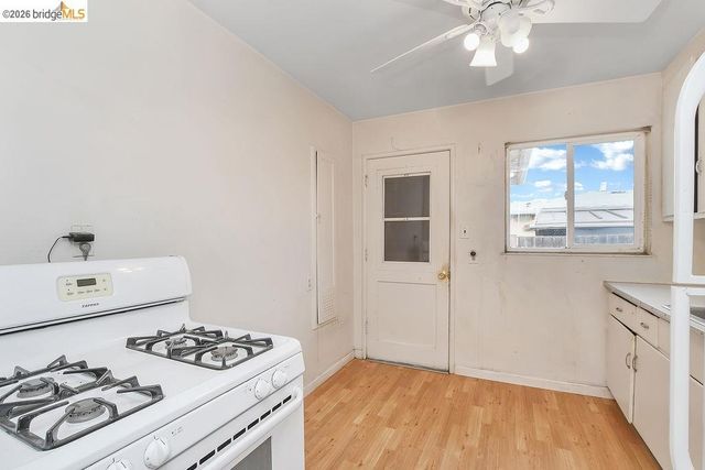901 Carpino Ave, Pittsburg, CA 94565