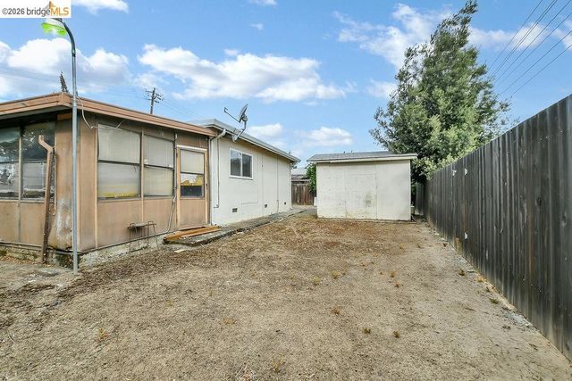901 Carpino Ave, Pittsburg, CA 94565