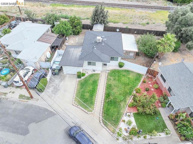 901 Carpino Ave, Pittsburg, CA 94565