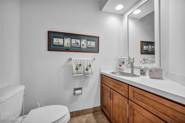 772 Wildberry Circle, Avon Lake, OH 44012