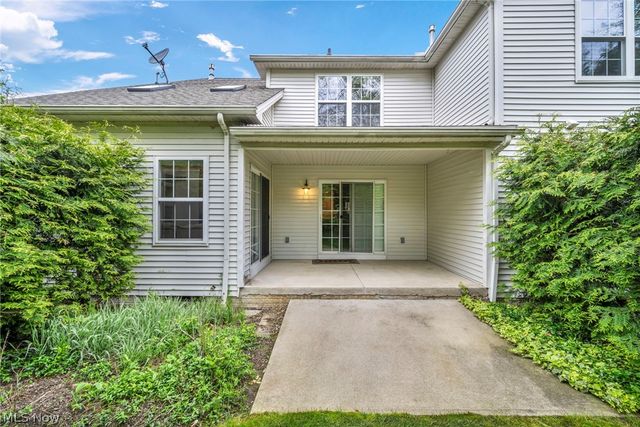 772 Wildberry Circle, Avon Lake, OH 44012