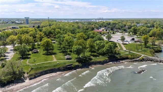 772 Wildberry Circle, Avon Lake, OH 44012