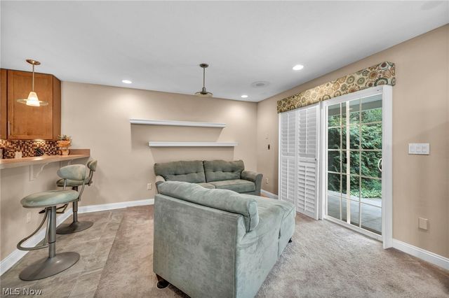 772 Wildberry Circle, Avon Lake, OH 44012