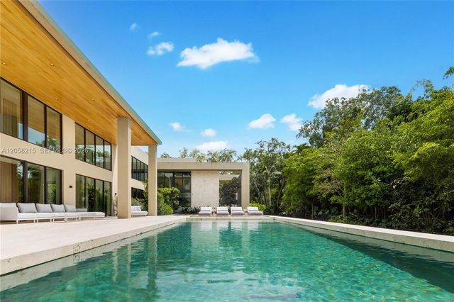 6701 SW 101st Street, Pinecrest, FL 33156